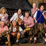 Nunentaler-Schurzenjager-boeken,-oktoberfest-band,-oktoberfeest-band